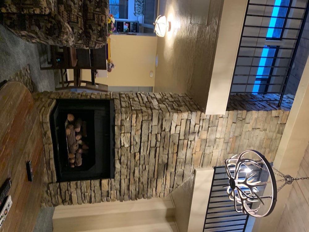 Snow Summit Townhouse Rentals & Sales