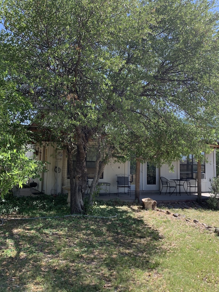 Davis Mountains Inn