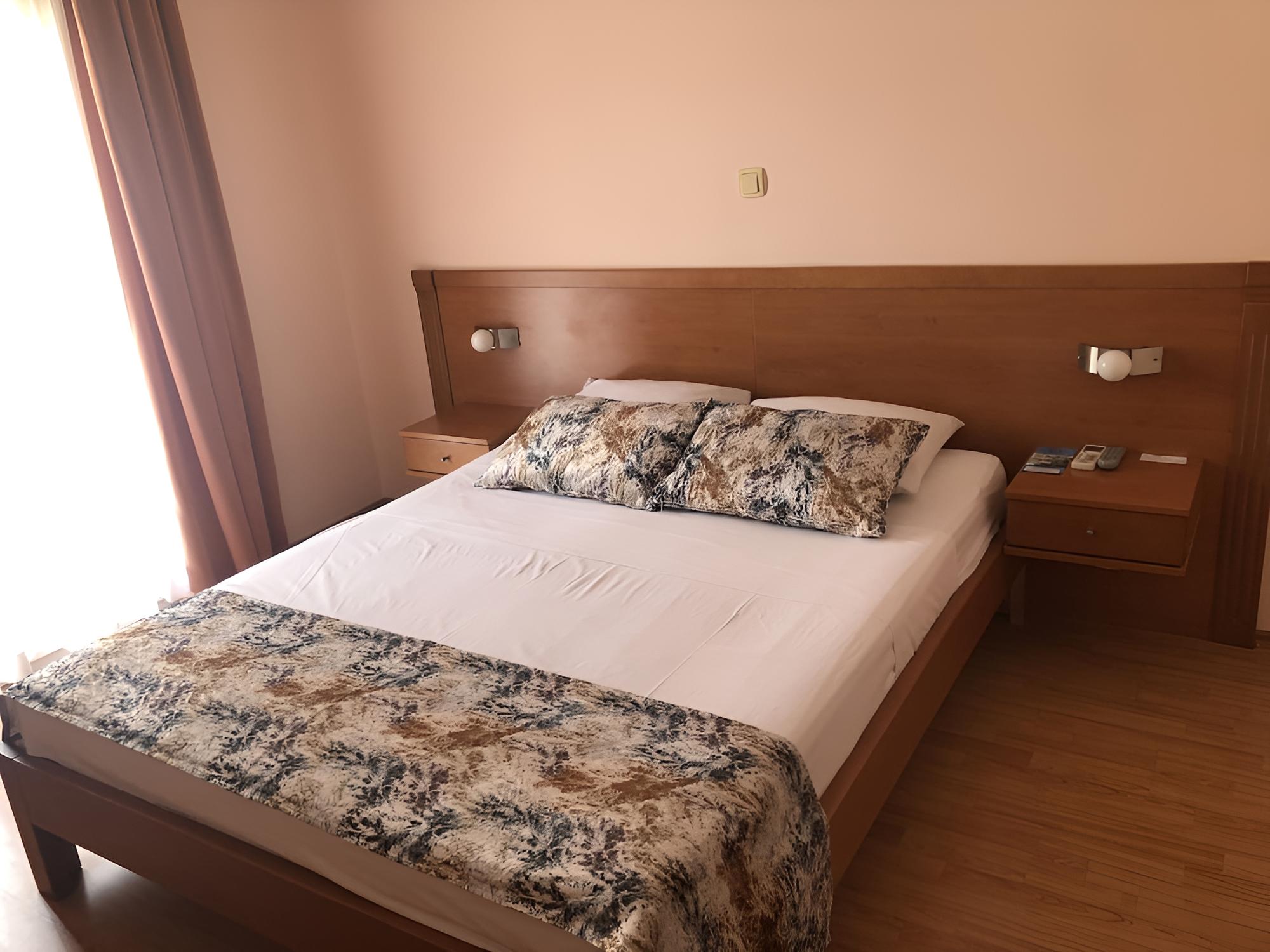 Hotel Mena
