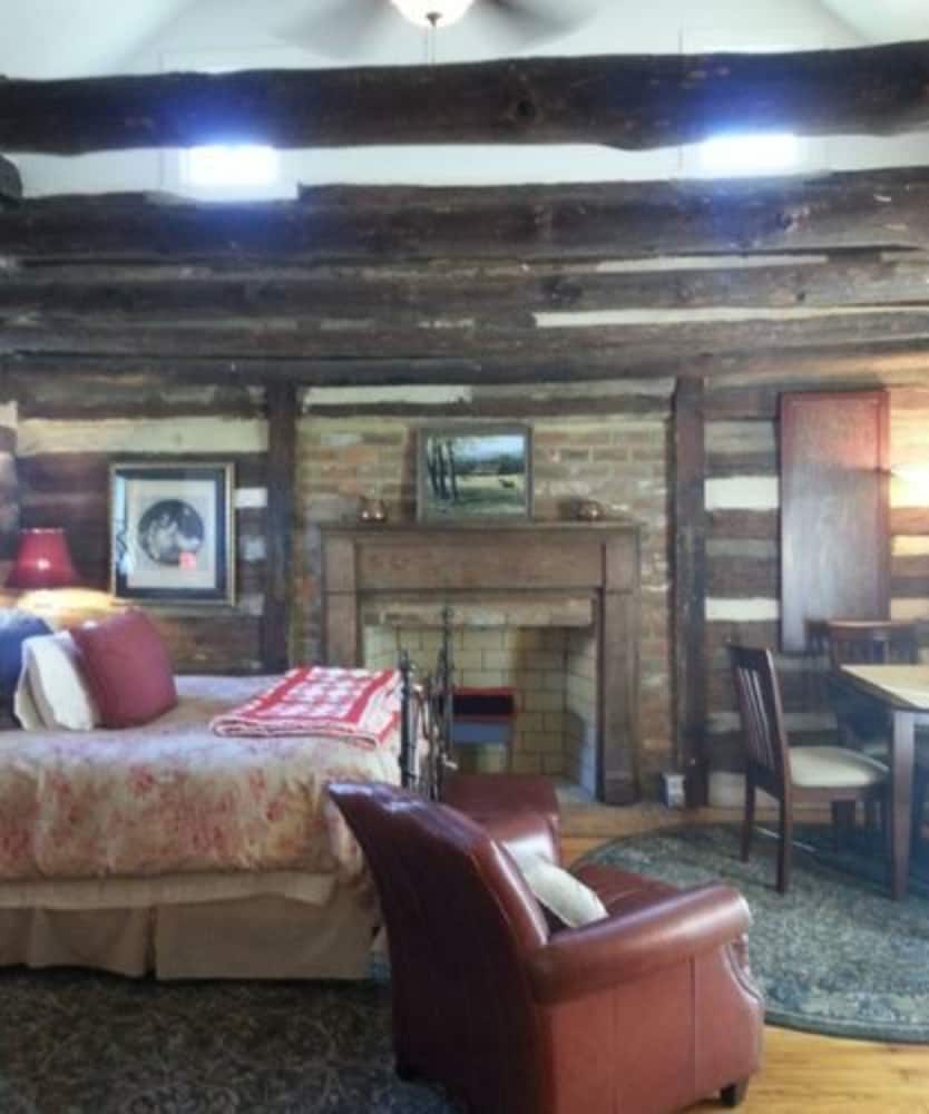 The Boxley Place Inn
