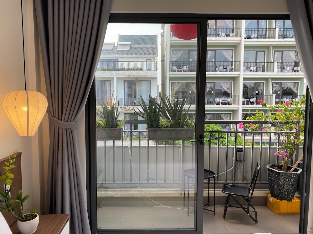 Floral Sea Homestay