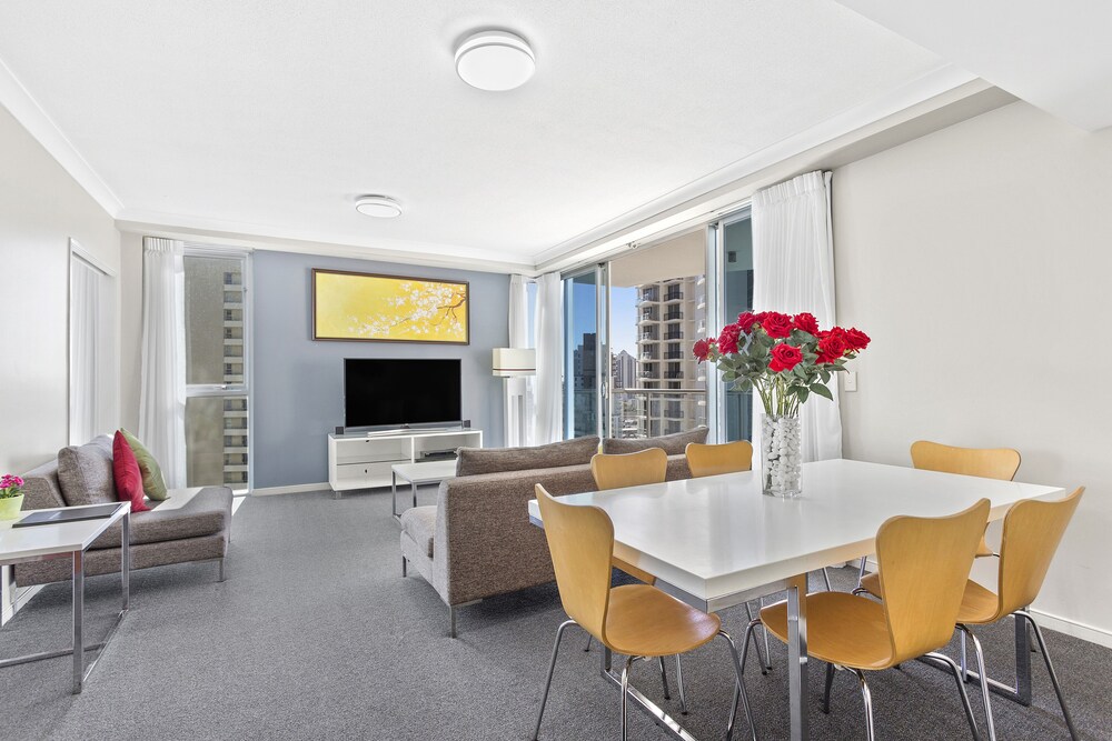 Surfers Paradise Vacations - Ocean Riverview at Chevron Renaissance - Property Image 13