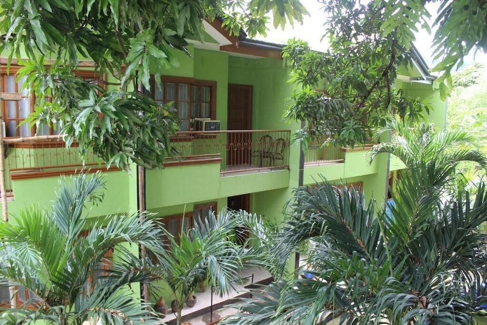 Coron Village Lodge