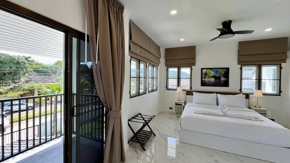 Khaolak Pool Villa With 3 Bedrooms