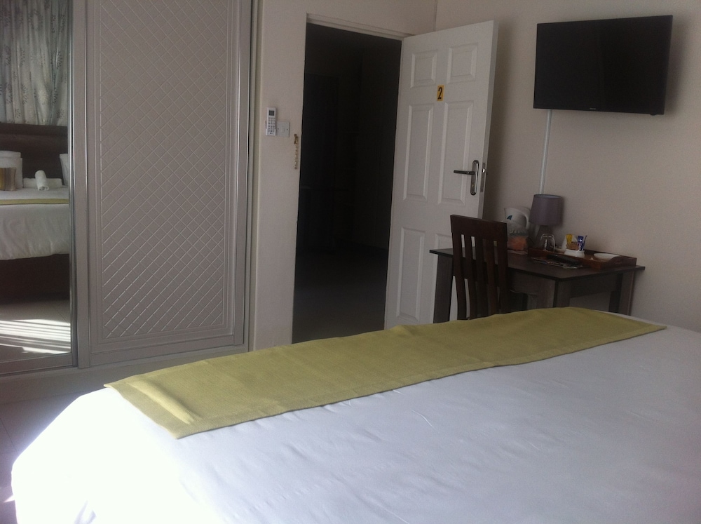 First Avenue Guest House