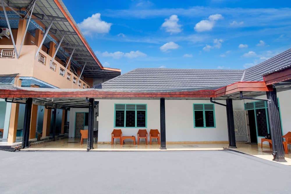 Hotel O Al Barokah Embun Kostel Syariah