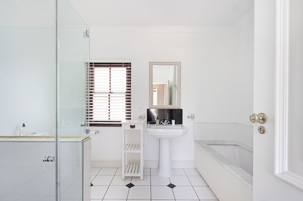 Winelands Golf Lodges at De Zalze