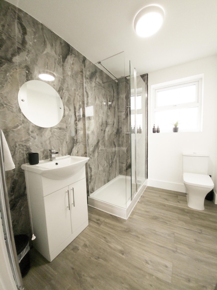 Port Eynon Suite - 1 Bedroom - Ocean Breeze view 4