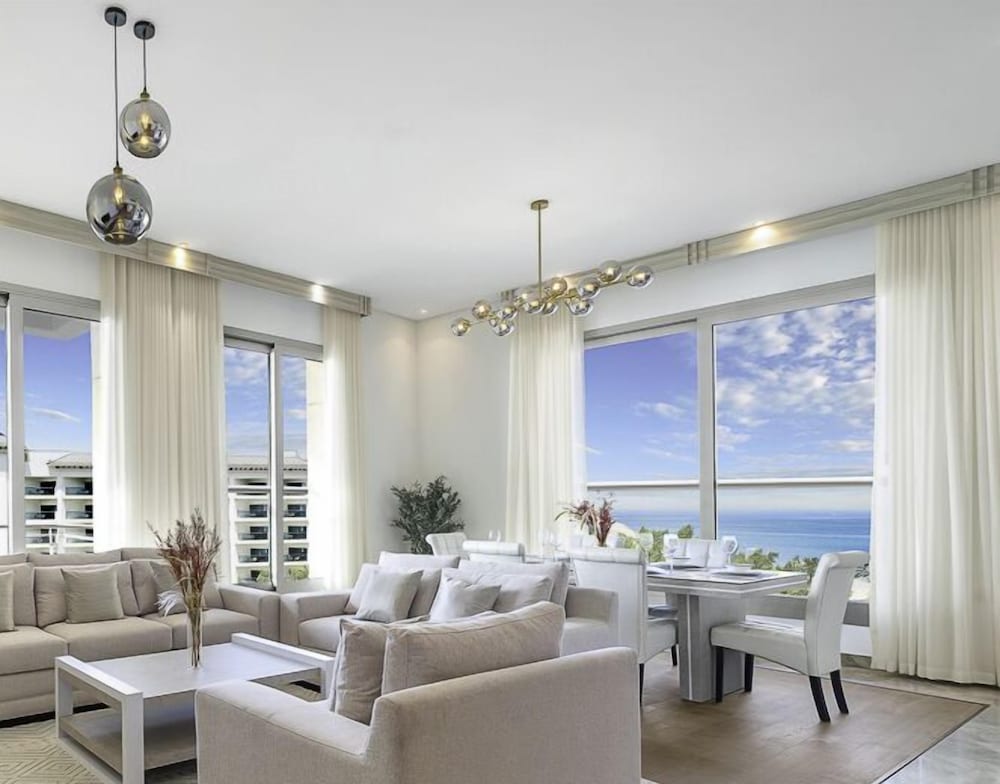 LUX Dream Palm Atlantis Sea View Suite