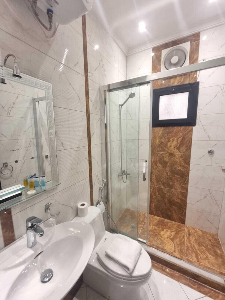 Hometel Khozama Jed
