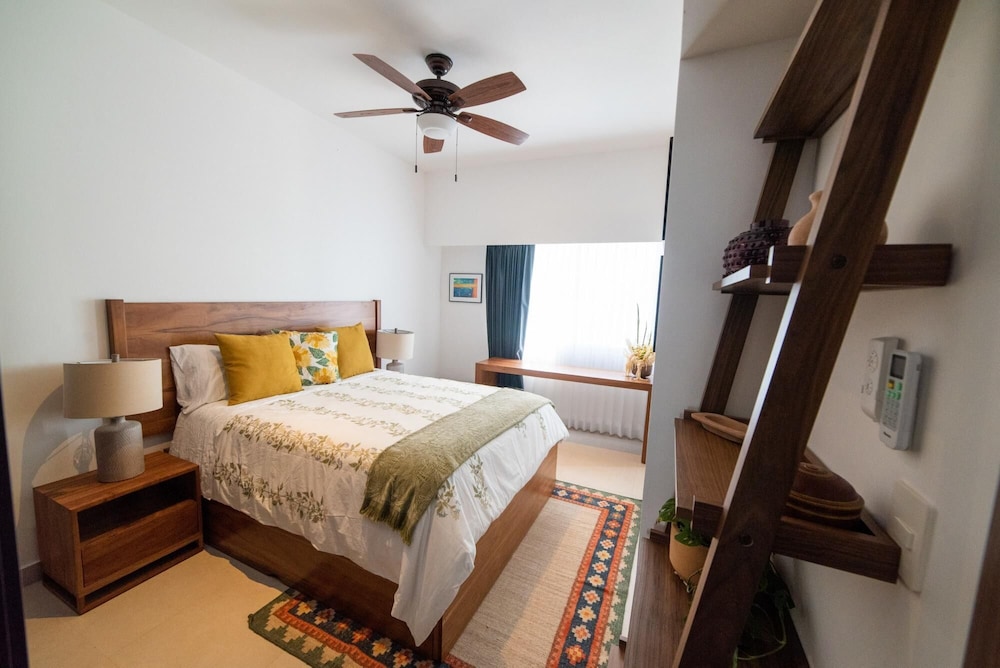 Deluxe and Unique 3BR Condo by The Harbor North of M Rida