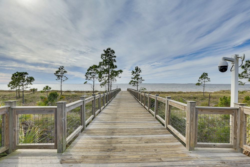 Port St Joe Home w/ Beach & Boardwalk Access!