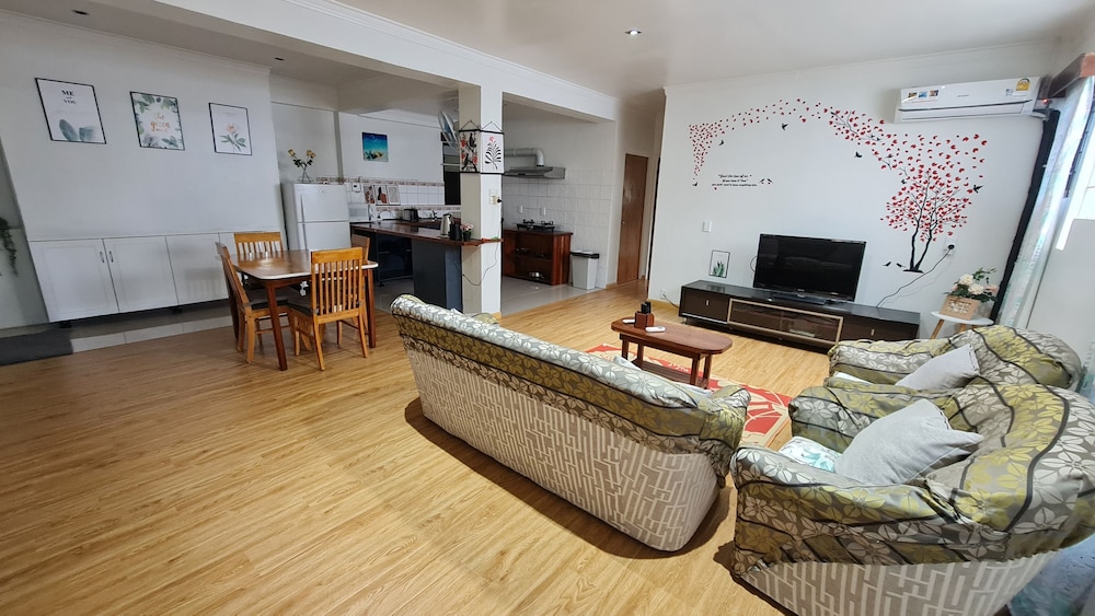 Axis Apartments