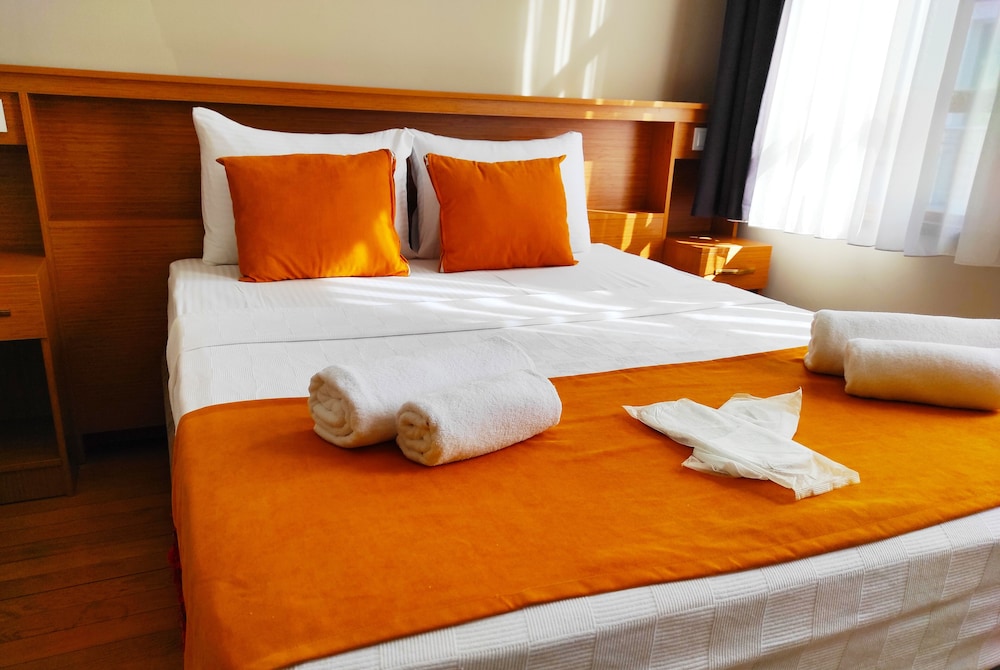 Lebon Otel Eski Şehir - Image 24