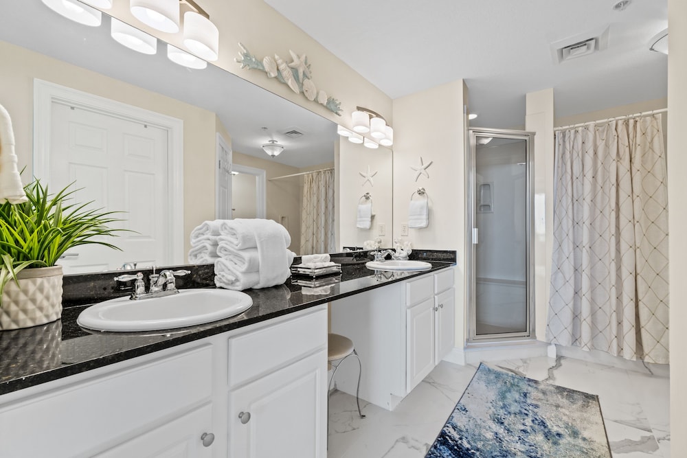 Calypso Beach Resort by Panhandle Getaways