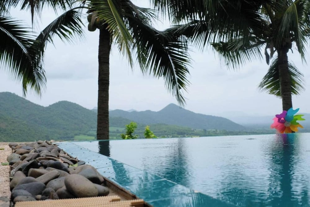 Tawan Ja Resort