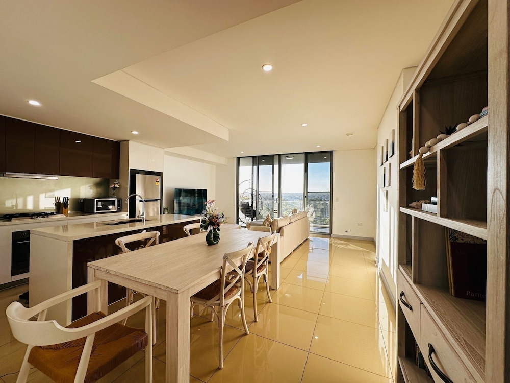 Modern 3-Bedroom Apartment Ryde NSW