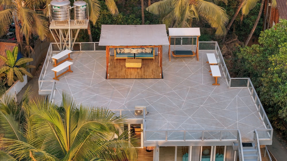 ELIVAAS House of Neptune 1 BHK Boutique