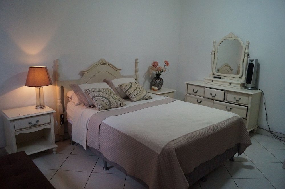 Apartamentos Confortables  Aeropuerto view 4