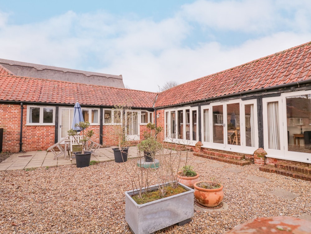 Avocet Cottage
