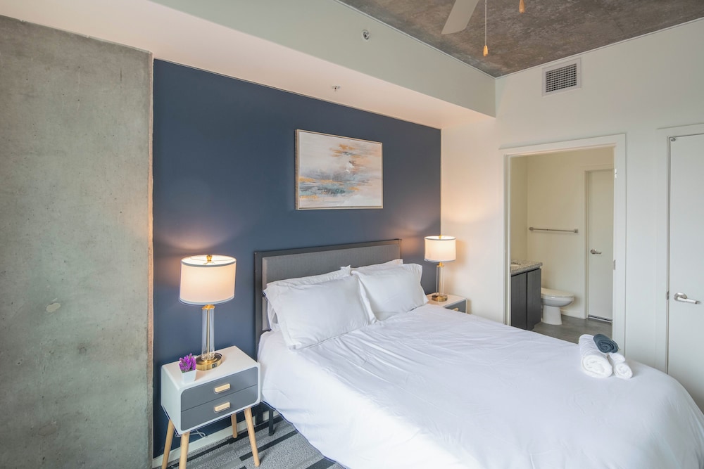 ROVE LIVING/KL - Roosevelt Point