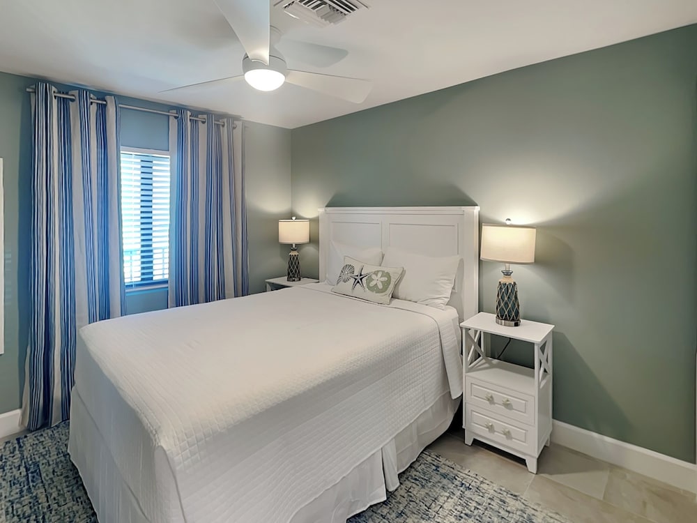 Seaside 5 by Distinctive Beach Rentals