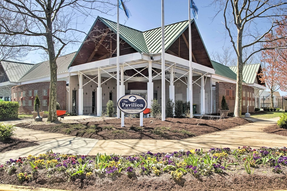 Ocean View Townhome w/ Pool & Golf Course Access view 3