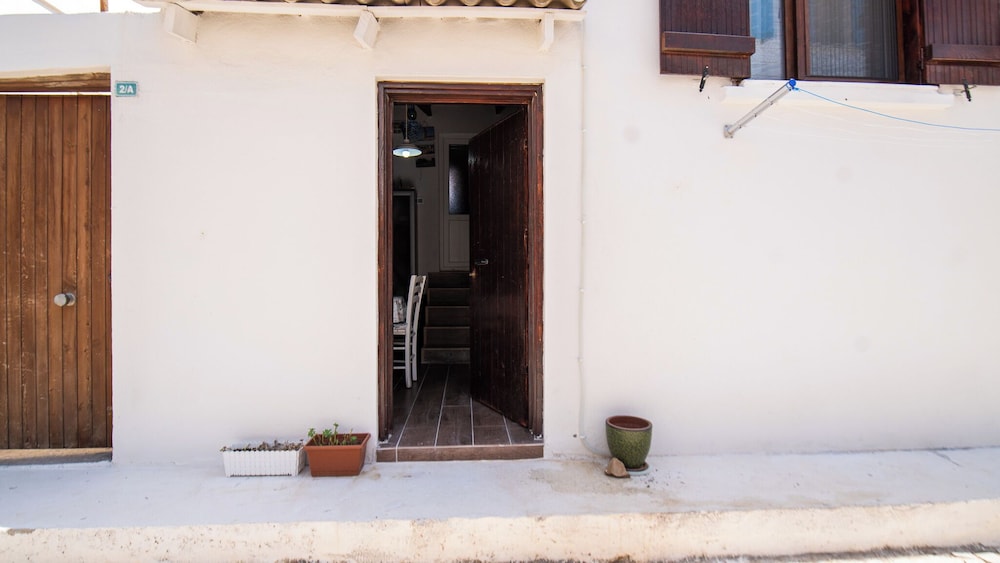 ALAYBEY GUEST HOME