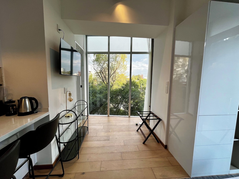 Icon Cibeles by Wynwood House