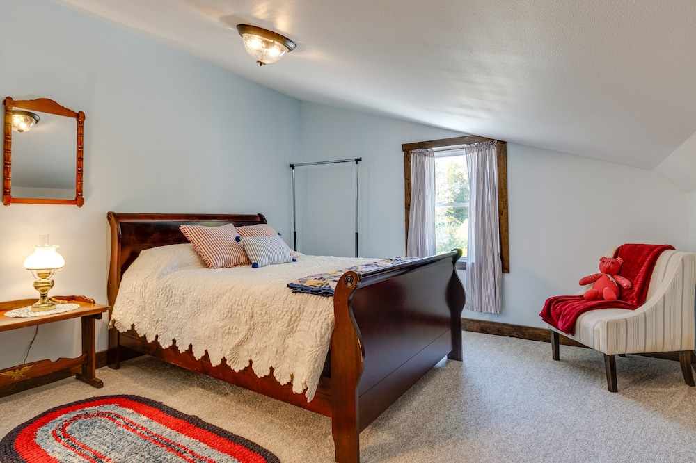 'eagle Crest Lodge' - Large Group Getaway! view 5