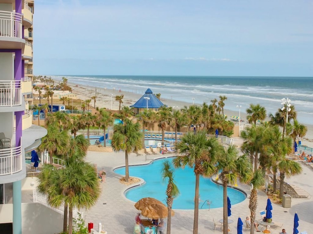 Ocean Walk 502
