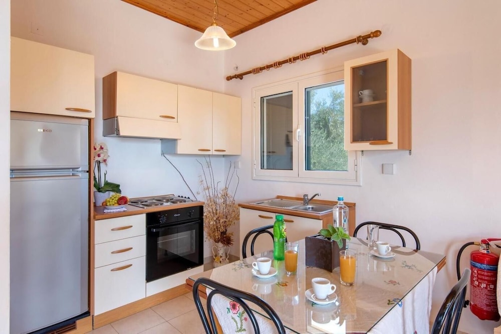 Olympia Paxos Apartment