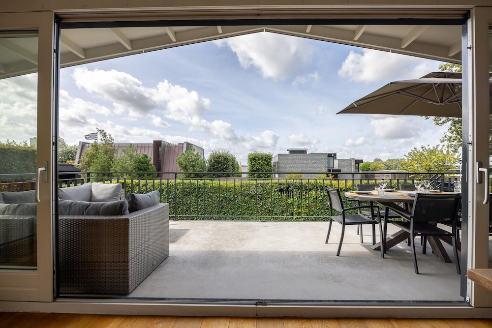 Holiday Home Near Veerse Meer With Terrace