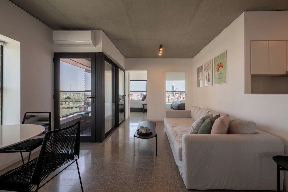 Top Rentals Huergo