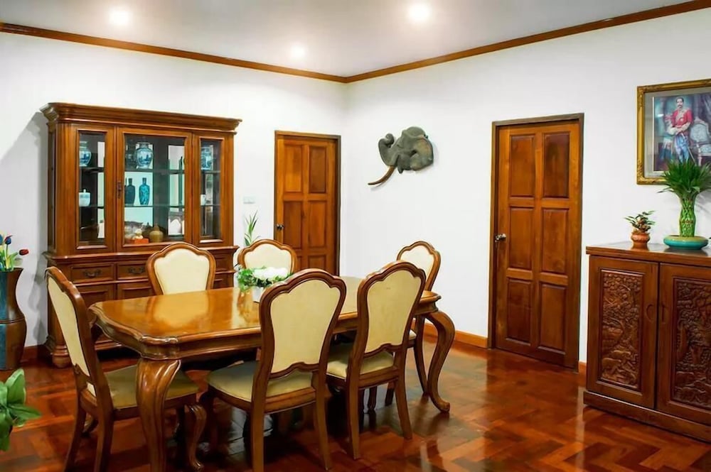 LPC Holiday Villa
