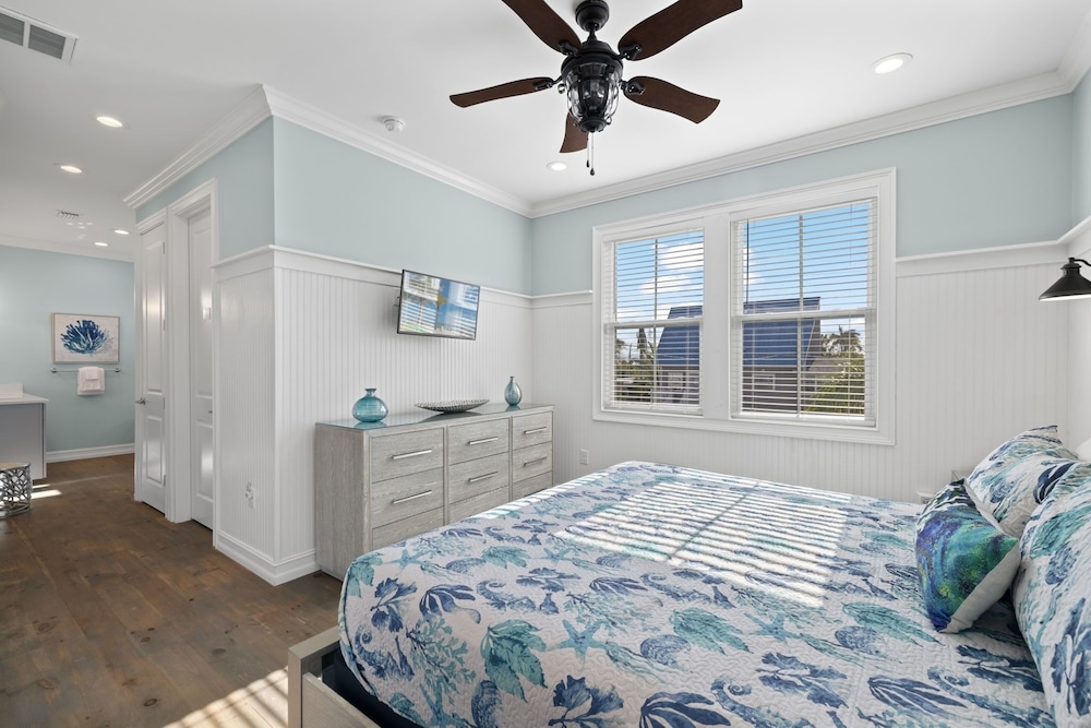 143 Catch And Relax: 5br Home W/ Pool & Spa! 5 Bedroom Home