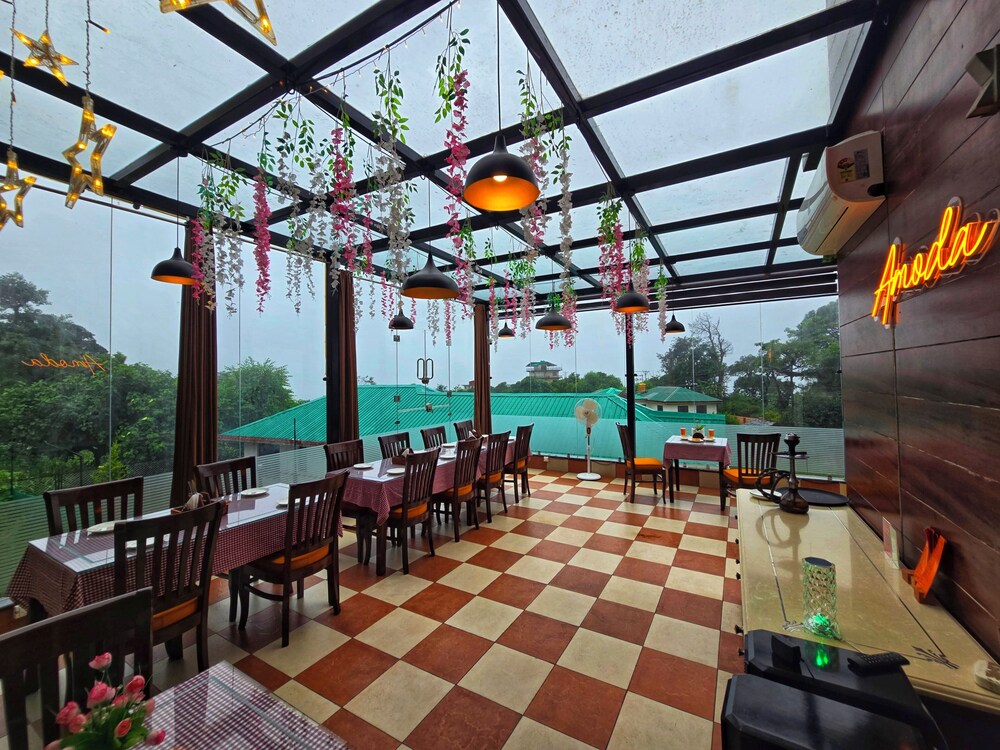 Amoda - Best Hotel in Dharamshala