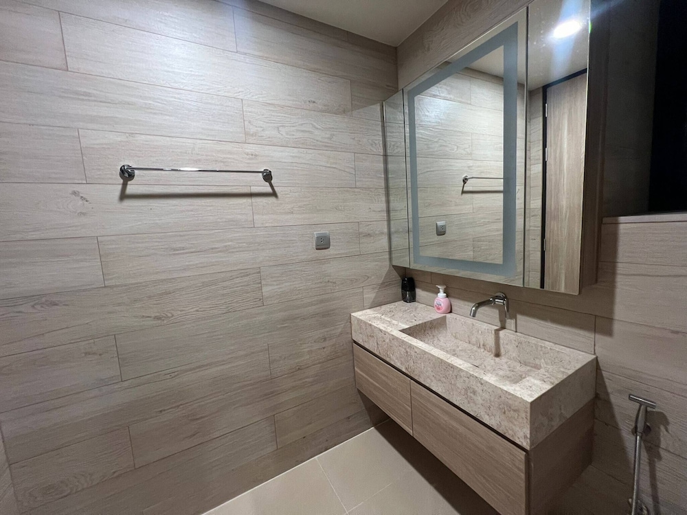Intercontinental Khao Yai Residence - 100 SQM 2 Bedrooms and 2 Bathrooms