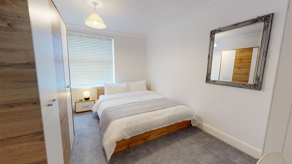 Bridge Apartments by Karah Suites view 3