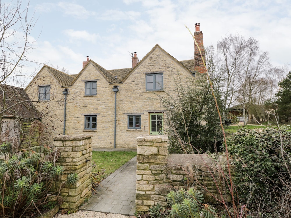 High Cogges Farm Holiday Cottages