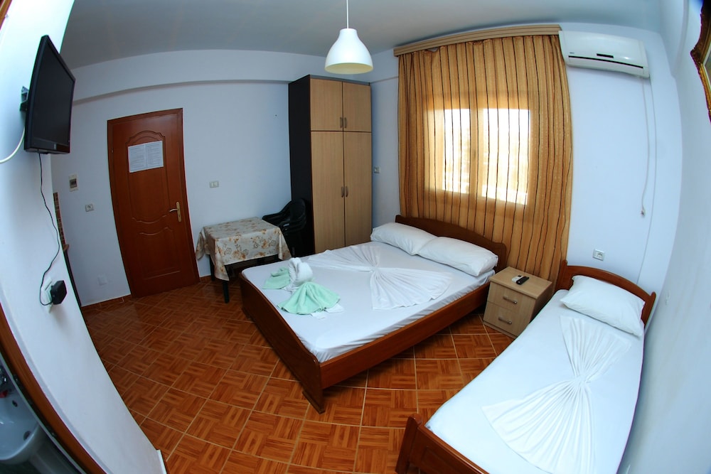 Vila Renato