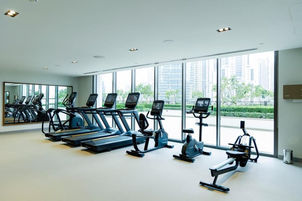 Burj Crown Lux Apartment by Dubai Mall