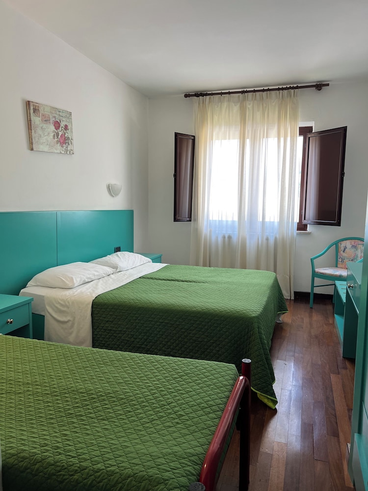 Hotel Verdeneve