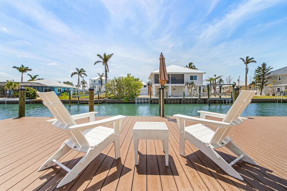 21591 Waterfront Duplex With Pool And Spa 2 Bedroom Home