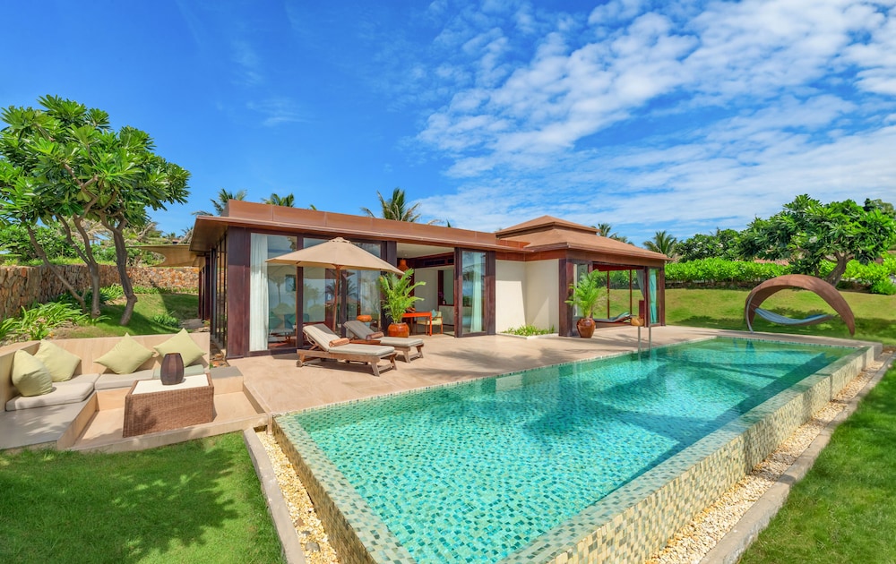 Fusion Resort Cam Ranh