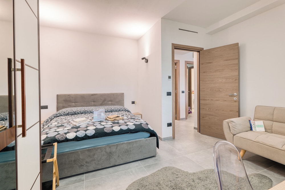 Gemma Marina Near Villa Grock Museum photo 2