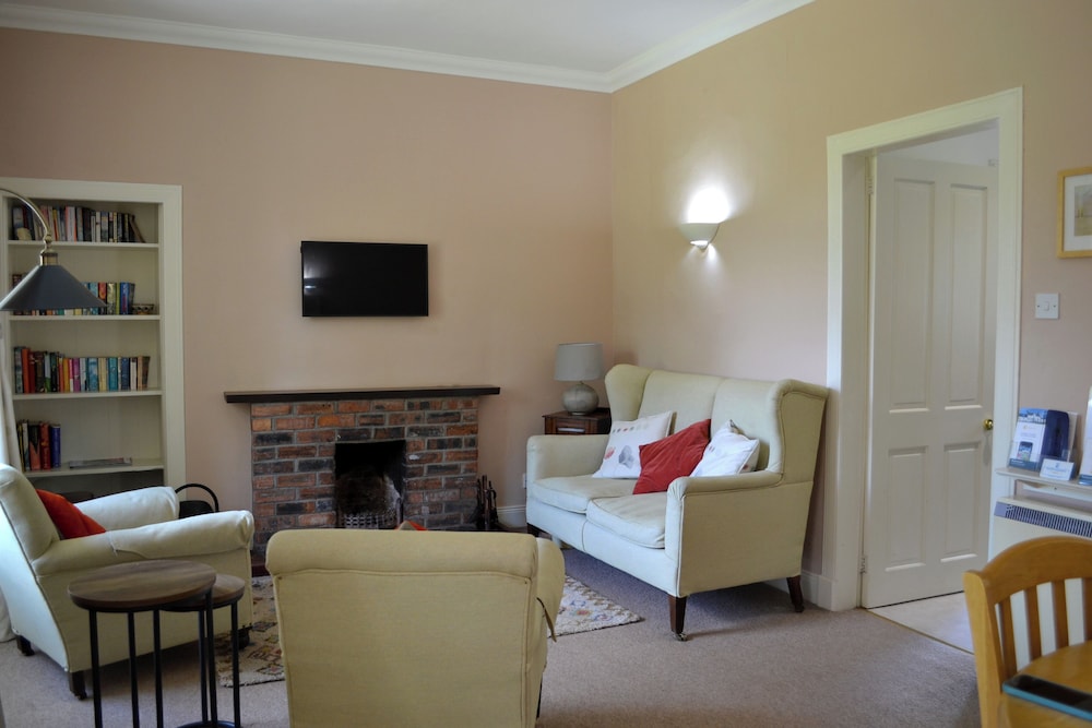 Cardross Estate Holiday Cottages