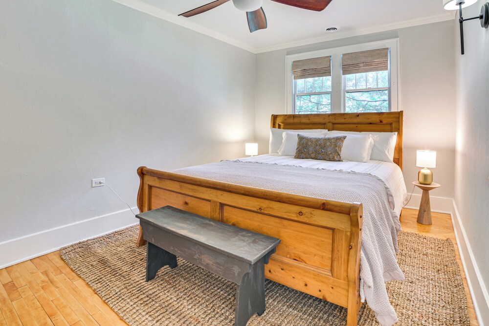 Walk to Dtwn: Cozy Home w/ Fireplace in Charlevoix