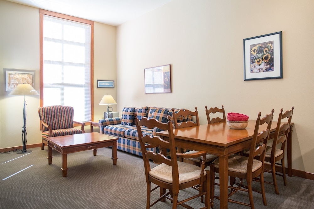 One Bedroom Condos at Powderhorn Lodge - Solitude UT