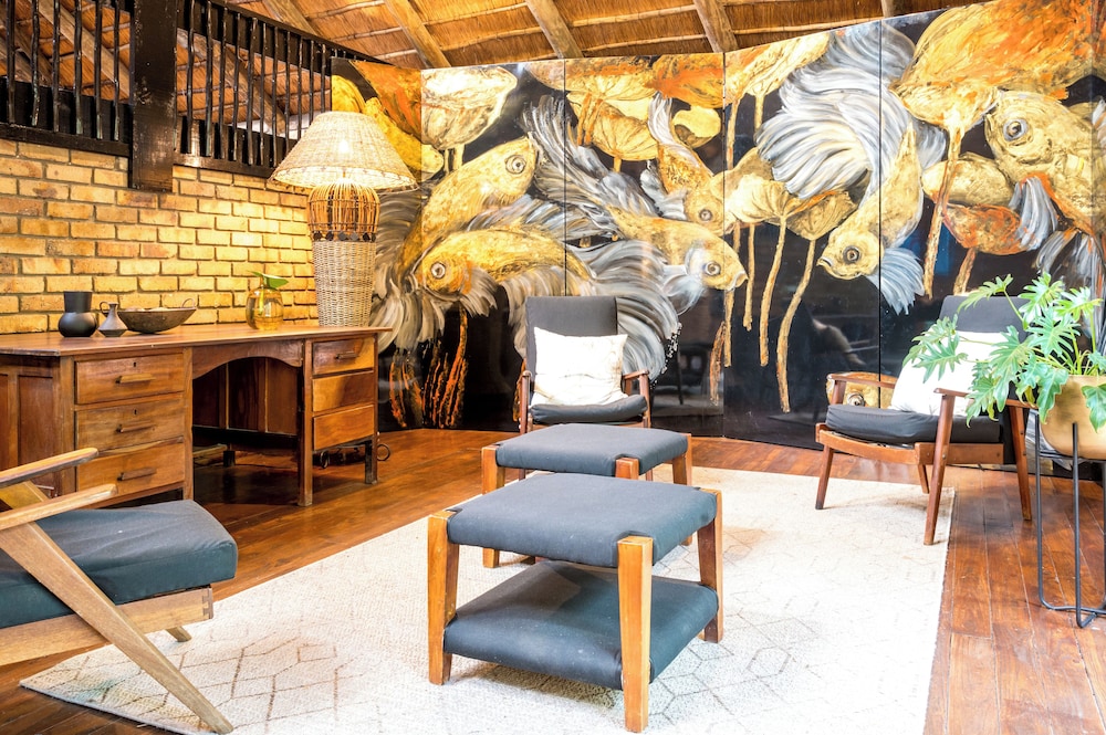 Sunbirds Oasis Lodge